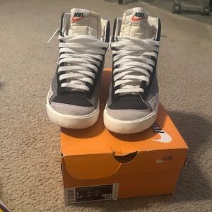 Nike Blazer Mid 77 Vintage Suede Cool Grey/Black-Summit White